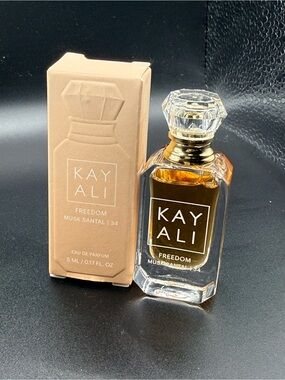 Kayali Freedom Musk Santal Eau de Parfum - 5ml dabber